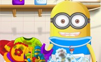 Minion Washing Clothes